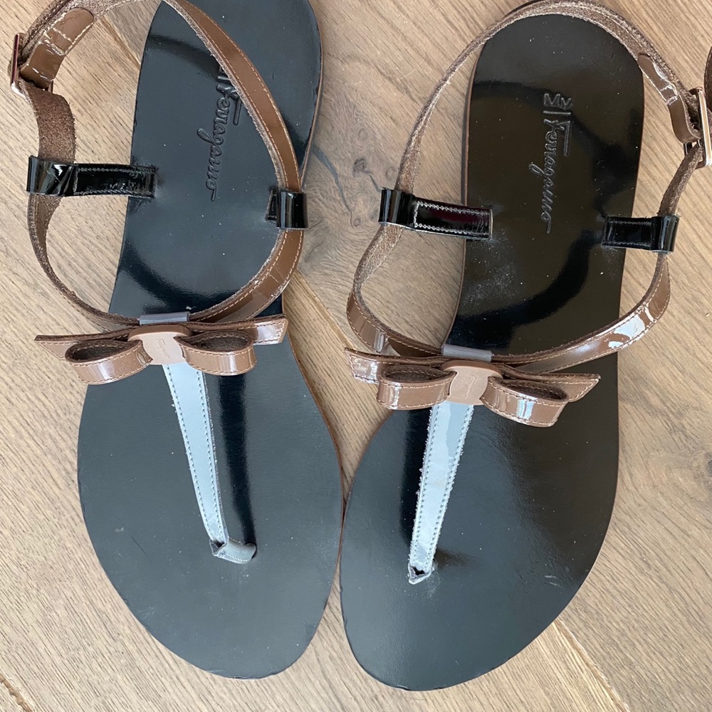 Ferragamo sandals - Picture 3 of 9